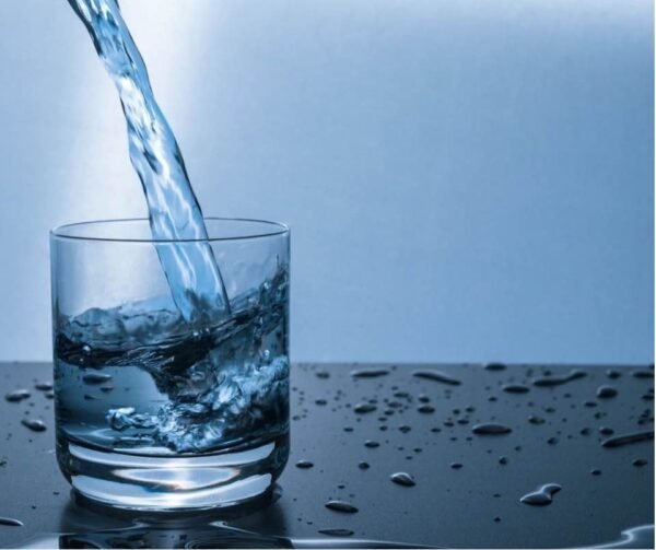 6 Important Signs That Your Body Needs More Water