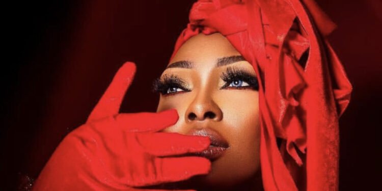 Toyin Lawani Biography