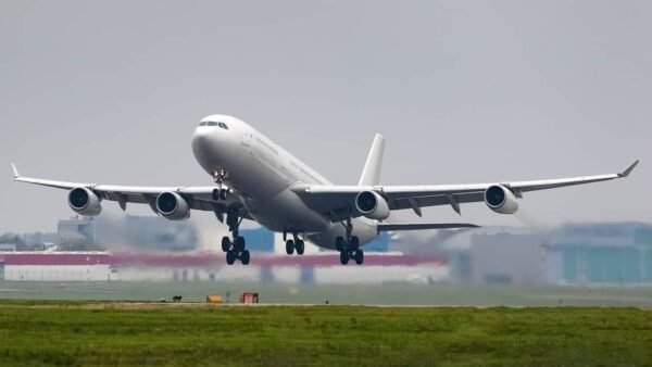 Airbus A340-300