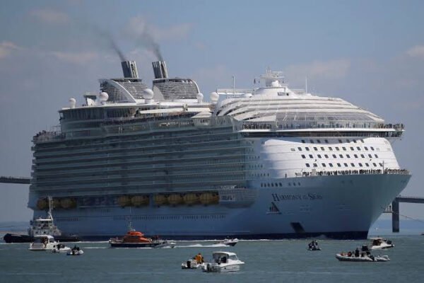 HARMONY OF THE SEAS SHIP