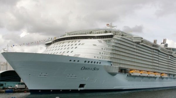 OASIS OF THE SEAS SHIP