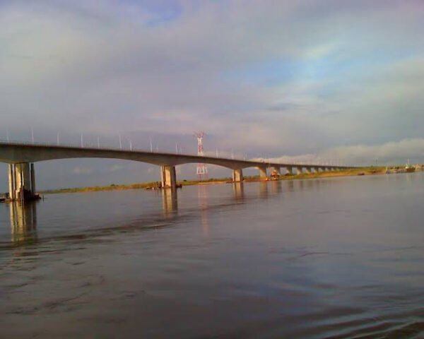 Armando Emilio Guebuza Bridge